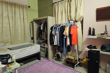 Kulai Bandar Putra / Jalan Kempas / Semi -D Corner 