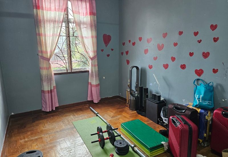 Kulai Bandar Putra / Jalan Kempas / Semi -D Corner 