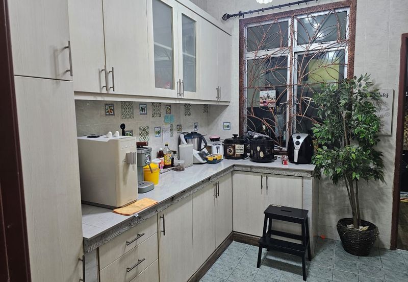 Kulai Bandar Putra / Jalan Kempas / Semi -D Corner 