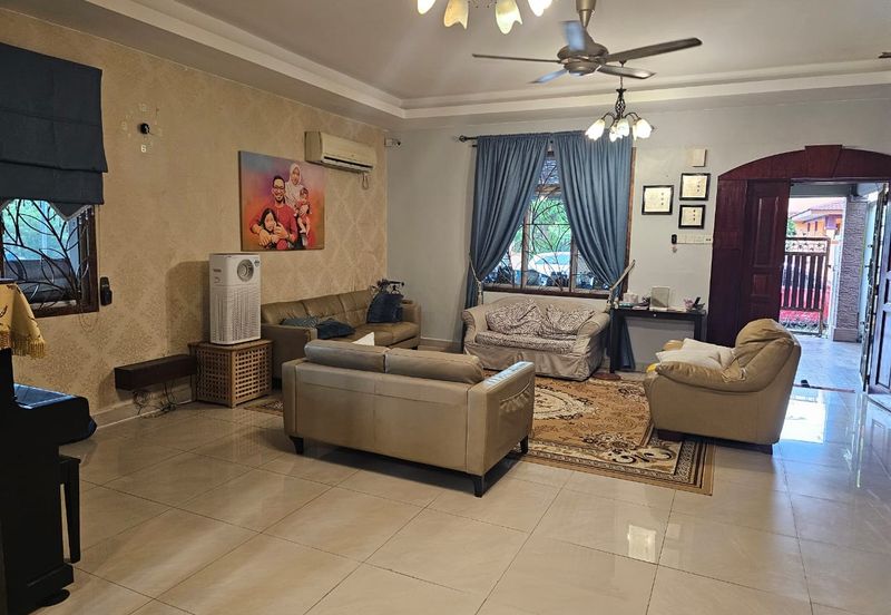 Kulai Bandar Putra / Jalan Kempas / Semi -D Corner 