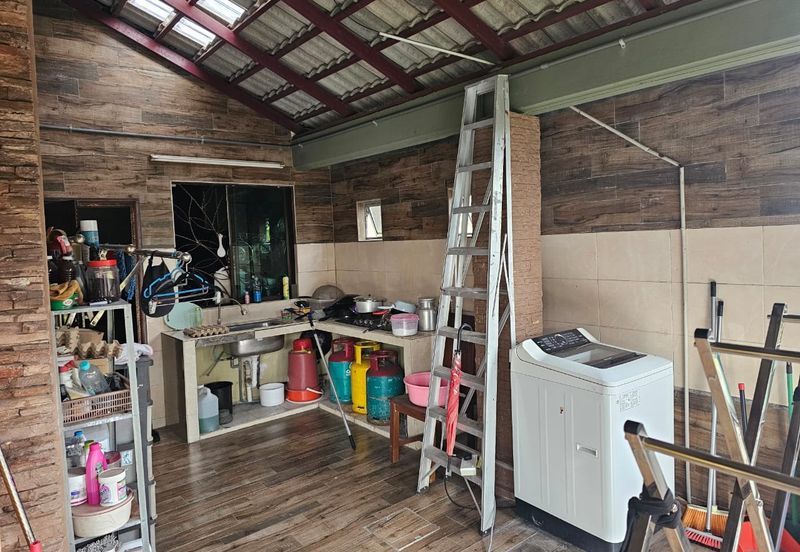 Kulai Bandar Putra / Jalan Kempas / Semi -D Corner 