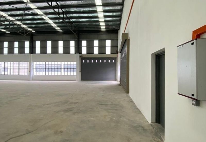 Senai / Bandar Putra / Isynergy / Light industrial / Semi D Factory /  士乃IO / Isynergy工业园半独立厂房出售