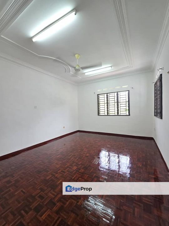 Skudai / Taman Bukit Kempas👸 ~Double Storey Semi D, Johor, Skudai