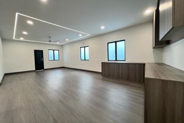 JB /Geram Taman Majidee / Kebun Teh - Double Storey Semi D