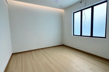 JB /Geram Taman Majidee / Kebun Teh - Double Storey Semi D