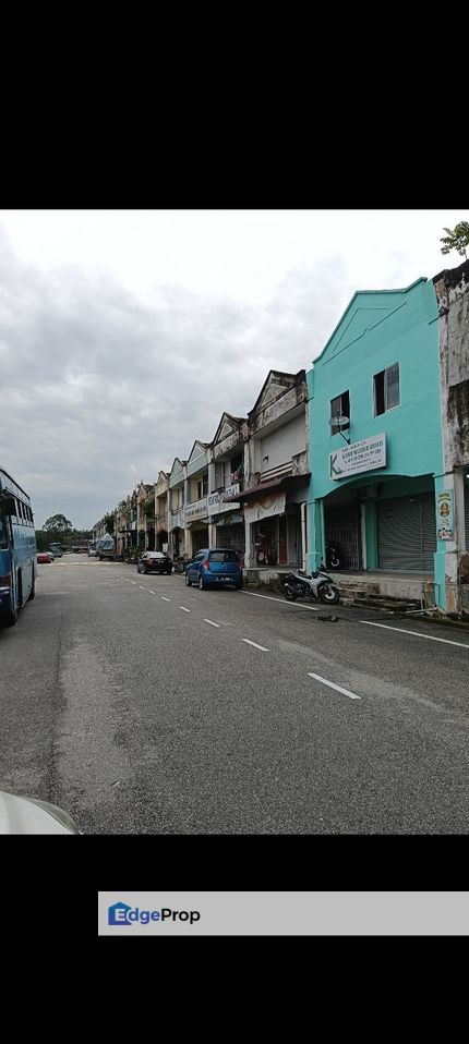 Kulai Taman makmur  / Jalan makmur 1/ double storey shop lot , Johor, Kulai
