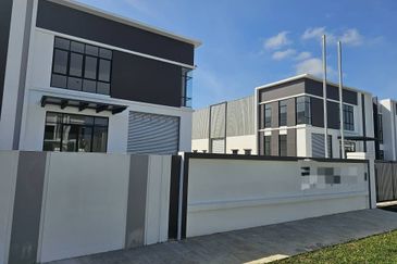 Kulai Senai Eco Business Park 2 / Semi-D factory / 🔥🔥Brand new Semi D joint unit factories💐  ✅Light / medium Industry / 全新两间连着的半独立工厂出租/出售