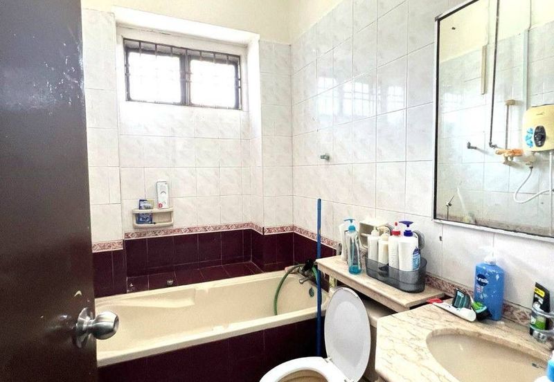 Masai / Seri Alam - Jalan Bayu / Double Storey Terrace House 