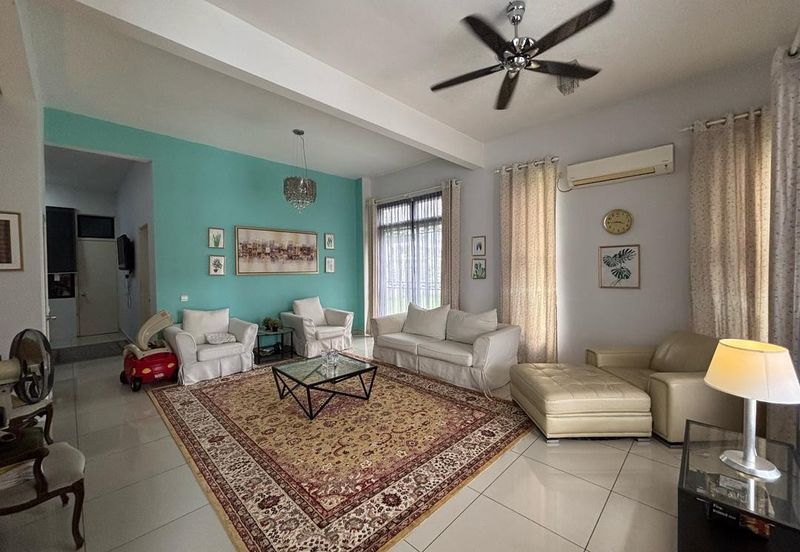 Bukit Indah Garden Villa / Double Storey Cluster / Rare Corner Lot