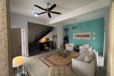 Bukit Indah Garden Villa / Double Storey Cluster / Rare Corner Lot