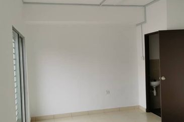 Kulai Senai ✅Taman Scientex Senai ✅Jalan Scientex Jaya 2x, ✅2.5 Storey Terrace House