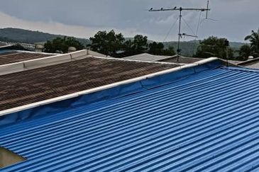 Kulai / Kaw perindustrian Timur / Jalan Timur / 1.5 Storey Terrace Factory 