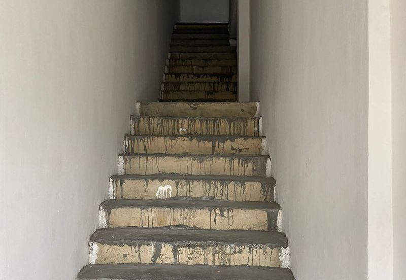 Kulai / Kawasan Perindustrian Timur / Jalan Timur / 1.5 Storey Terrace Factory - Corner Unit