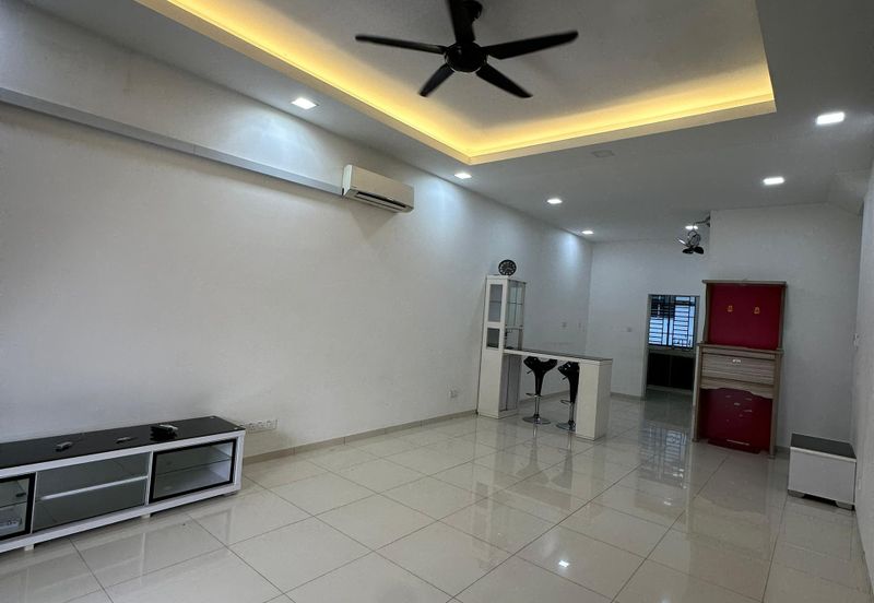 SKUDAI / BANDAR PULAI JAYA / JALAN PULAI JAYA 35 / DOUBLE STOREY HOUSE 