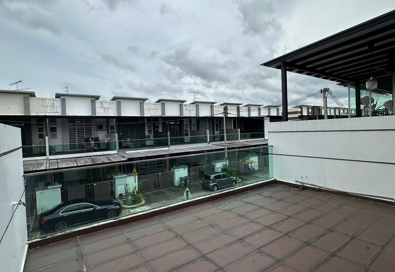 SKUDAI / BANDAR PULAI JAYA / JALAN PULAI JAYA 35 / DOUBLE STOREY HOUSE 