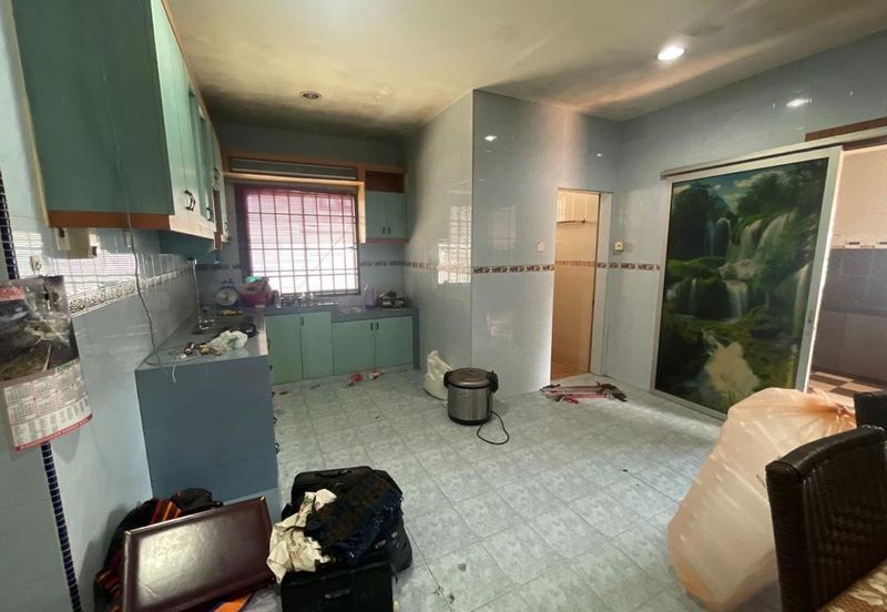 Kulai Taman Putri Kulai /Jalan Sri Putri 10 / Single Storey Corner Lot