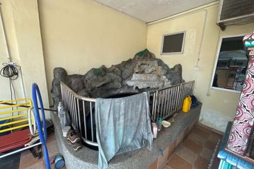 Kulai Taman Putri Kulai /Jalan Sri Putri 10 / Single Storey Corner Lot