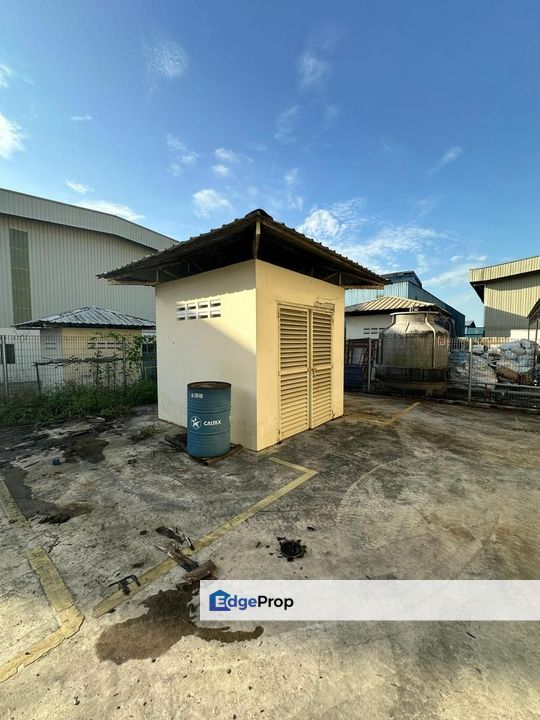 Kulai Senai / Jalan Idaman / 2 Storey semi d factory  Light Industry / Unblock view , Johor, Kulai