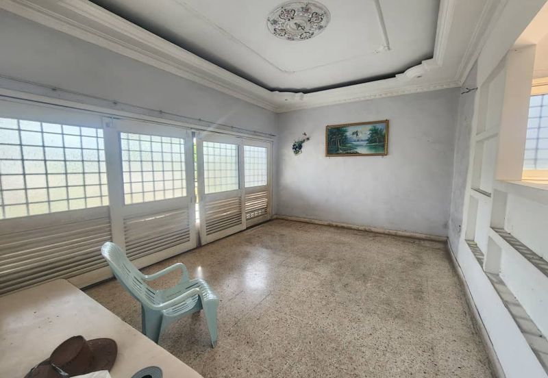 Kulai Taman Sri Kulai Baru 2 / Jalan Seruling 5 / Double Storey Semi-D