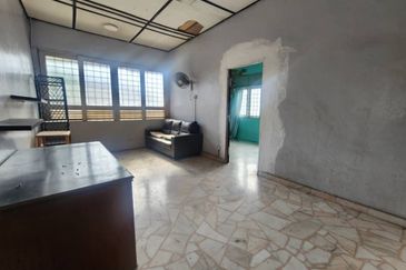 Kulai Taman Sri Kulai Baru 2 / Jalan Seruling 5 / Double Storey Semi-D