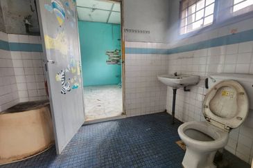 Kulai Taman Sri Kulai Baru 2 / Jalan Seruling 5 / Double Storey Semi-D