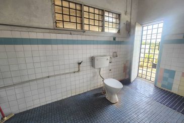 Kulai Taman Sri Kulai Baru 2 / Jalan Seruling 5 / Double Storey Semi-D