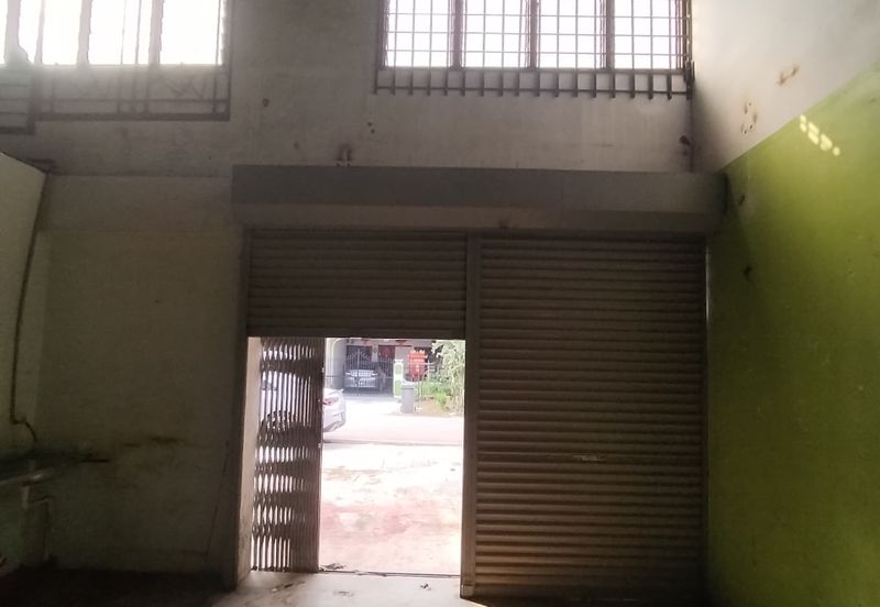 Kulai Taman Mewah / Mas (Jalan Selendang) - Single Storey Terrace Factory (Shoplot Title)