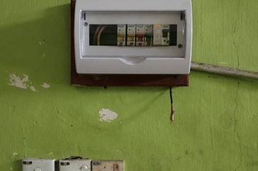 Kulai Taman Mewah / Mas (Jalan Selendang) - Single Storey Terrace Factory (Shoplot Title)