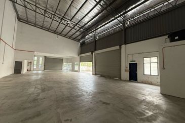 Kulai Taman Lagenda Putra / Lagenda Industrial Park /  1.5 Storey Cluster Factory  - Light Industrial