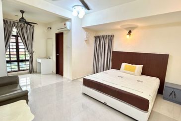 JB Taman Kolam Air / Jalan Sepui / 2 Storey Bangalow / 水塘路 独立式洋房