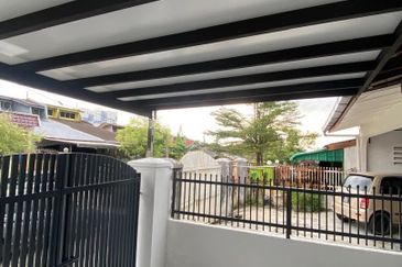 JB Taman Perling / Jalan Camar 6 🏡Big Size Single Storey Terrance