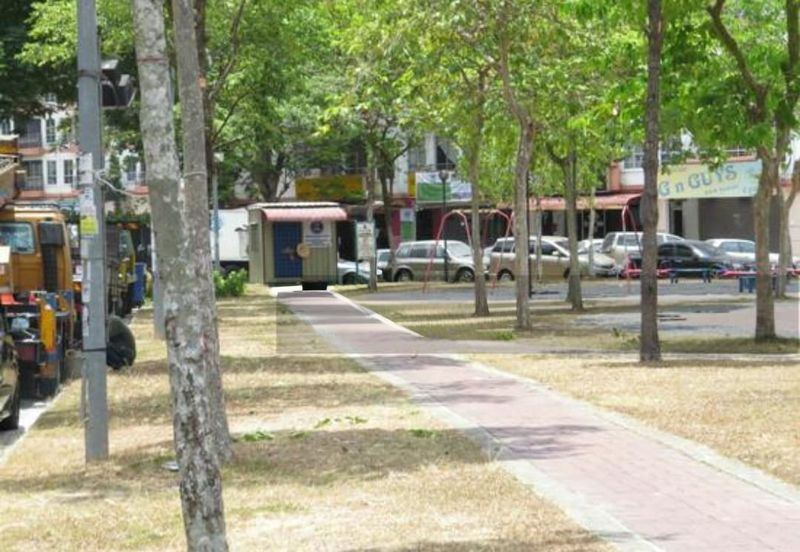  JB Taman Tampoi Indah Apartments /  Jalan Mawar 3 /