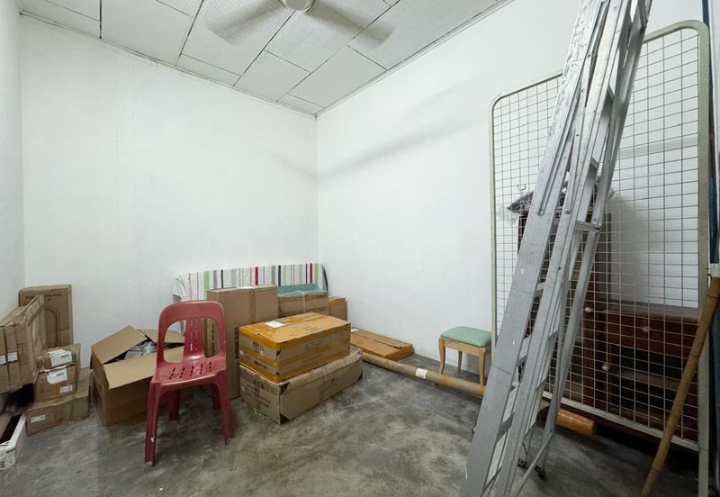 Kulai Jalan Ibrahim / Shop House Single Storey  /  商业用途的住宅