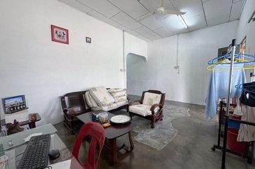 Kulai Jalan Ibrahim / Shop House Single Storey  /  商业用途的住宅