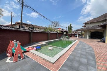 JB Taman Bukit Kempas / Jalan Bukit Kempas 3 🏡Double Storey Bungalow