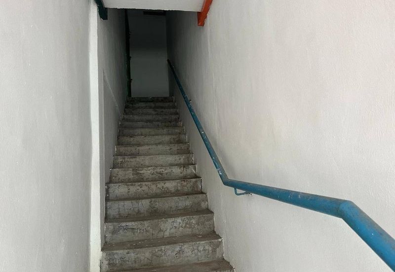 Kulai Taman Putri Kulai / Sri Putri 2 / Double Storey Shoplot