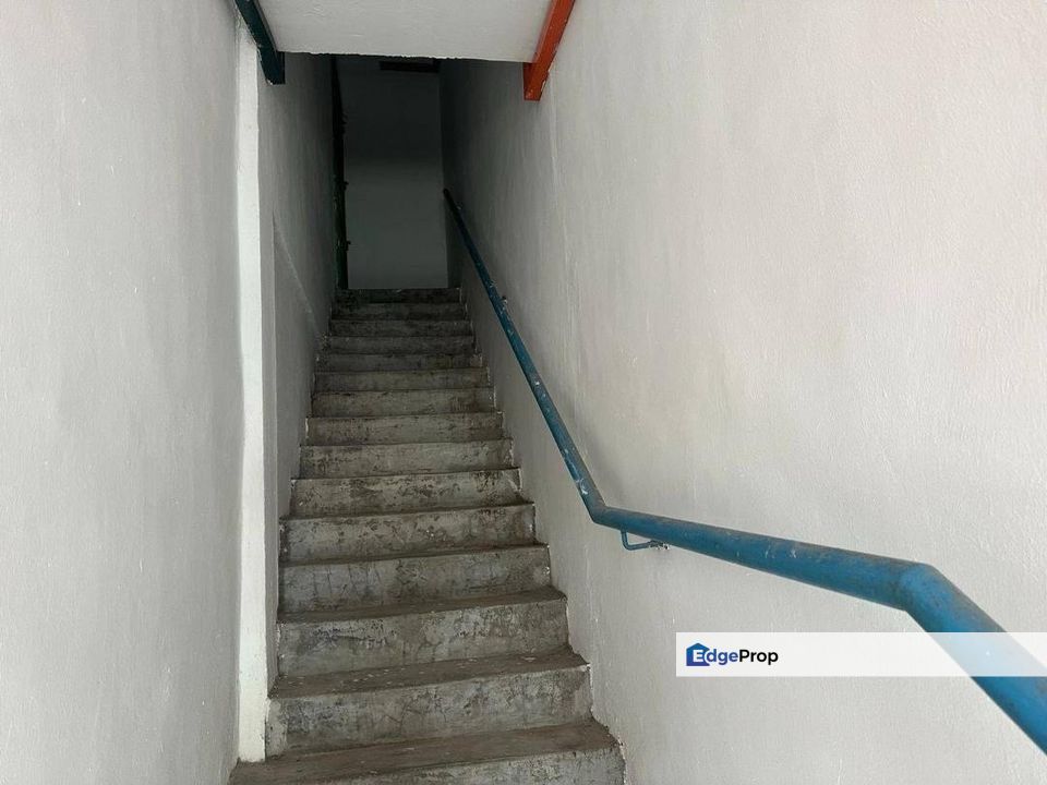 Kulai Taman Putri Kulai / Sri Putri 2 / Double Storey Shoplot, Johor, Kulai