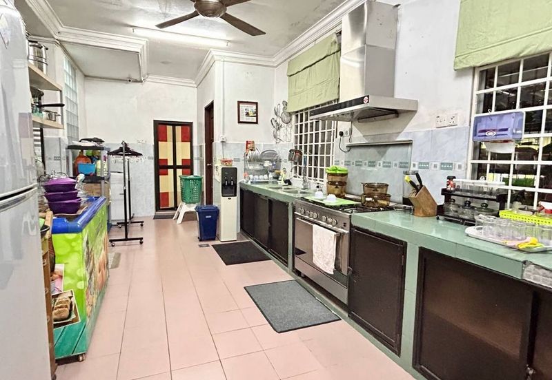 Johor Bahru - Jalan Bukit Kempas Utama - Taman Bukit Kempas - 2 Storey Bangalow unblock view 