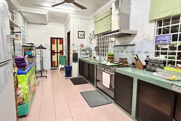 Johor Bahru - Jalan Bukit Kempas Utama - Taman Bukit Kempas - 2 Storey Bangalow unblock view 