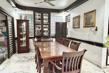 Johor Bahru - Jalan Bukit Kempas Utama - Taman Bukit Kempas - 2 Storey Bangalow unblock view 