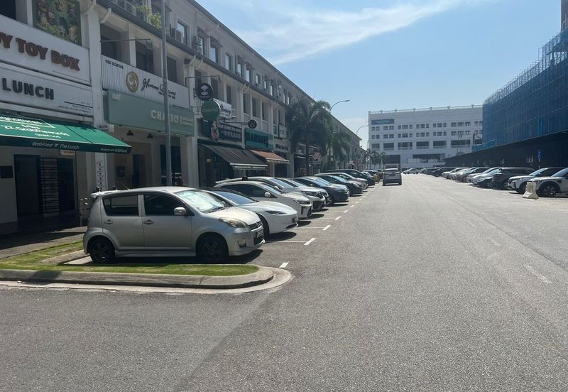 Iskandar Puteri / Eco Botanic / 3 Storey Shoplot