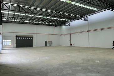 Kulai / Senai Idaman / IOI INDUSTRIAL PARK(I Synergy) Semi D Factory / Intermediate Lot Light Industrial