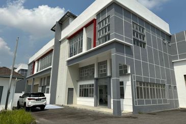 Kulai / Senai Idaman / IOI INDUSTRIAL PARK(I Synergy) Semi D Factory / Intermediate Lot Light Industrial