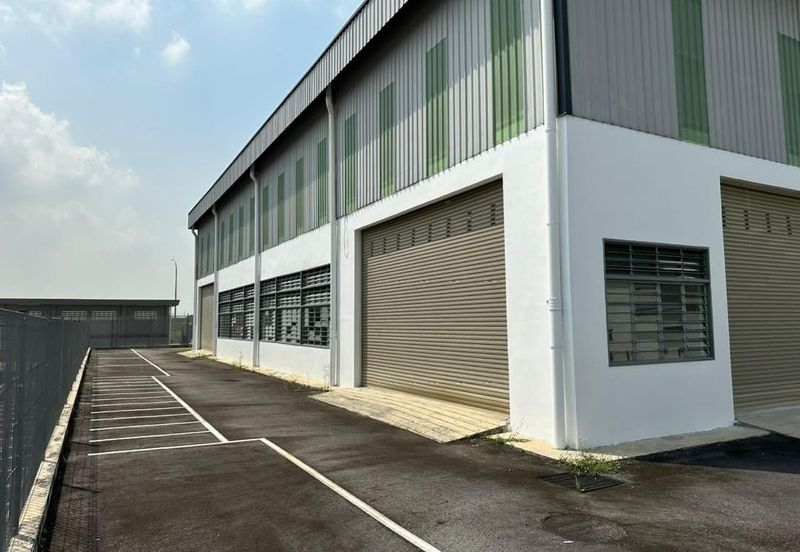 Kulai / Senai Idaman / IOI INDUSTRIAL PARK(I Synergy) Semi D Factory / Intermediate Lot Light Industrial