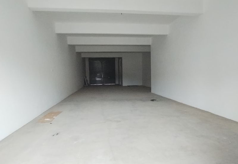 Kulai Bandar Putra｜Jalan Merbau - Double Storey Shoplot Unblock Unit