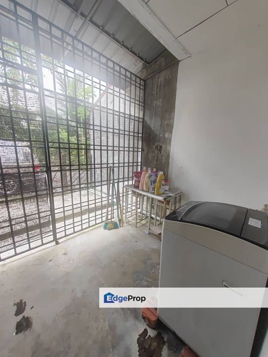 Skudai Taman Universiti / Double Storey Terrace House, Johor, Skudai