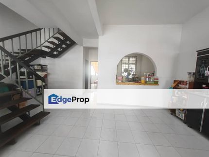 Skudai Taman Universiti / Double Storey Terrace House, Johor, Skudai