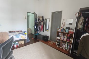 Skudai Taman Universiti / Double Storey Terrace House