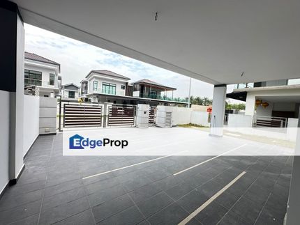 Kulai Bandar Putra / Jalan Ceria / Double Storey Semi-D House / Original Unit, Johor, Kulai