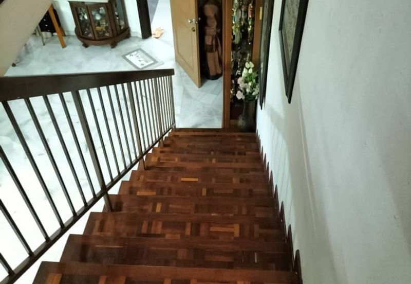 Kulai Bandar Indahpura / Jalan Teratai / End Lot Double Storey Terrace House